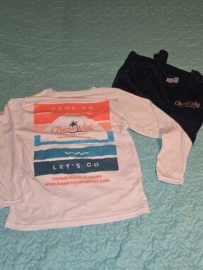 Buena Vista White Women's Long Sleeve Rash Guard